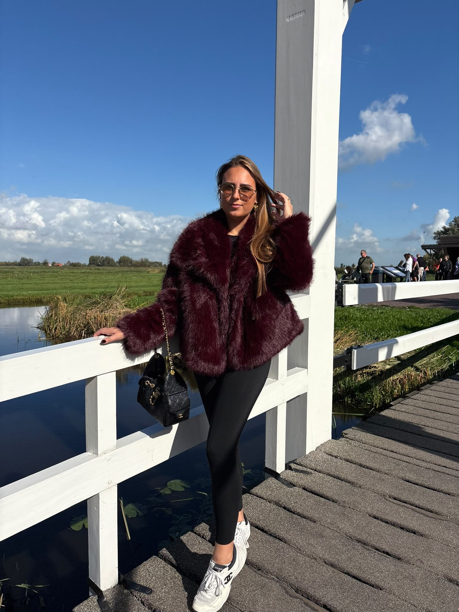 Faux fur coat Bordeaux – Heavenfindz