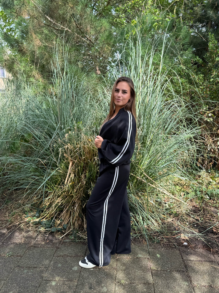Black striped jogger set